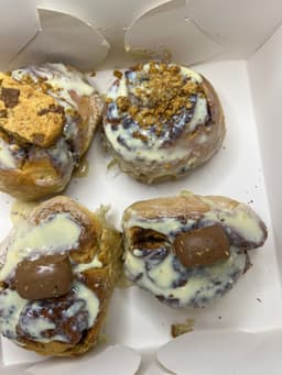 Cinnamon rolls